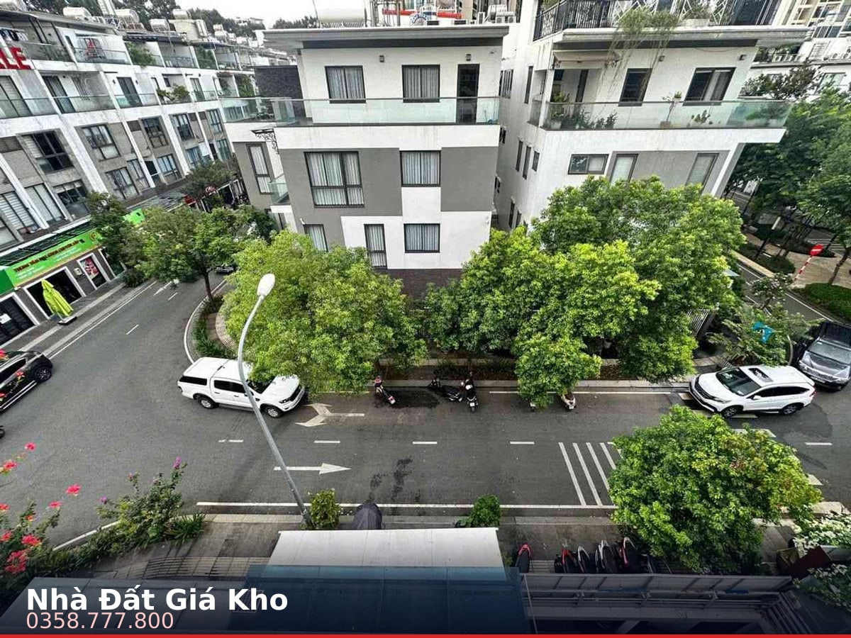 Nhà đất — Đường Số 7, Hòa Hưng, Quận 10 — 88m² · ngang 5.5m · 5 tầng — 57 tỷ