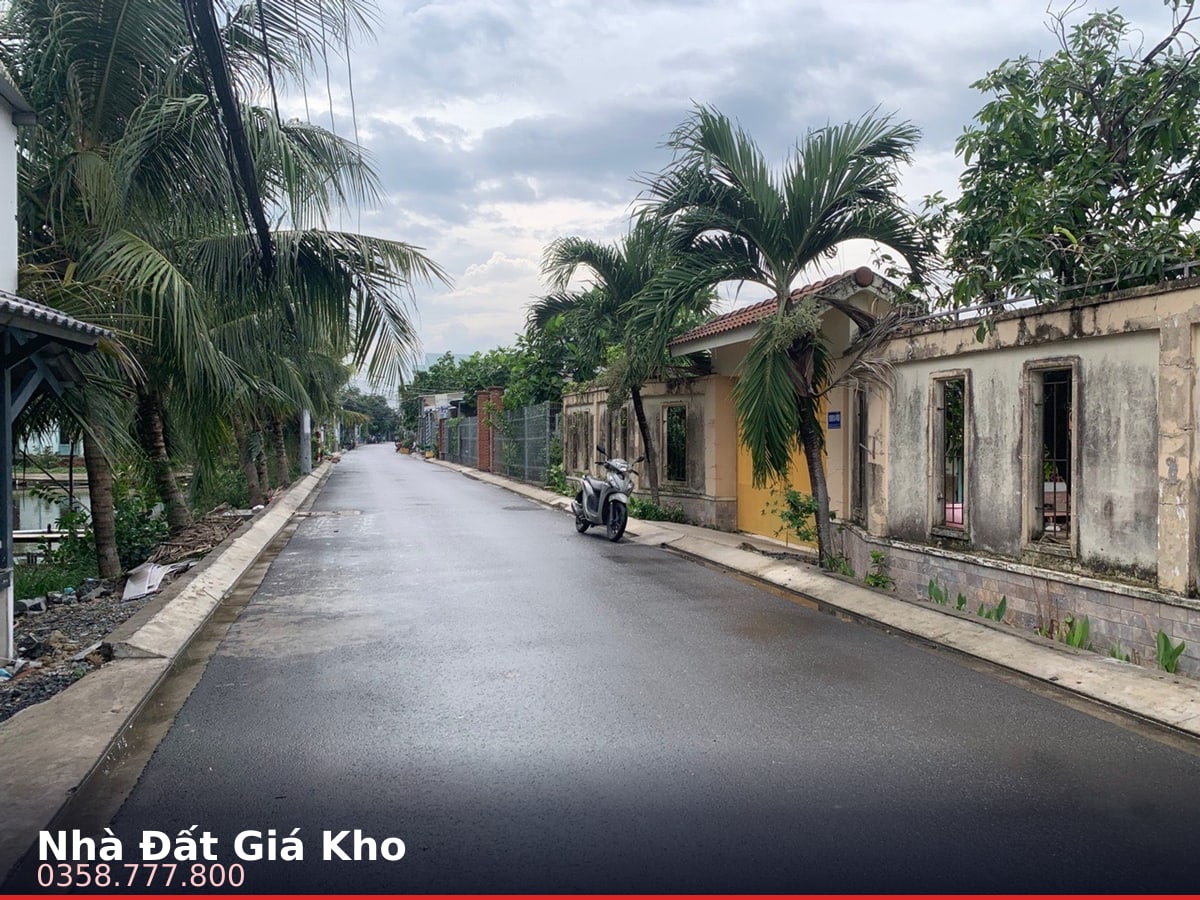 Nhà đất — Lê Văn Lương, Hiệp Phước, Nhà Bè — 2474.5m² · ngang 27m — 29 tỷ