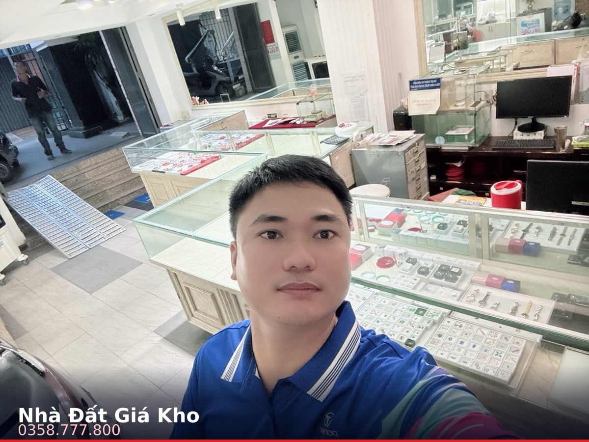 Nhà đất — Nguyễn Trãi, Chợ Quán, Quận 5 — 172m² · ngang 9.8m · 8 tầng — 58 tỷ