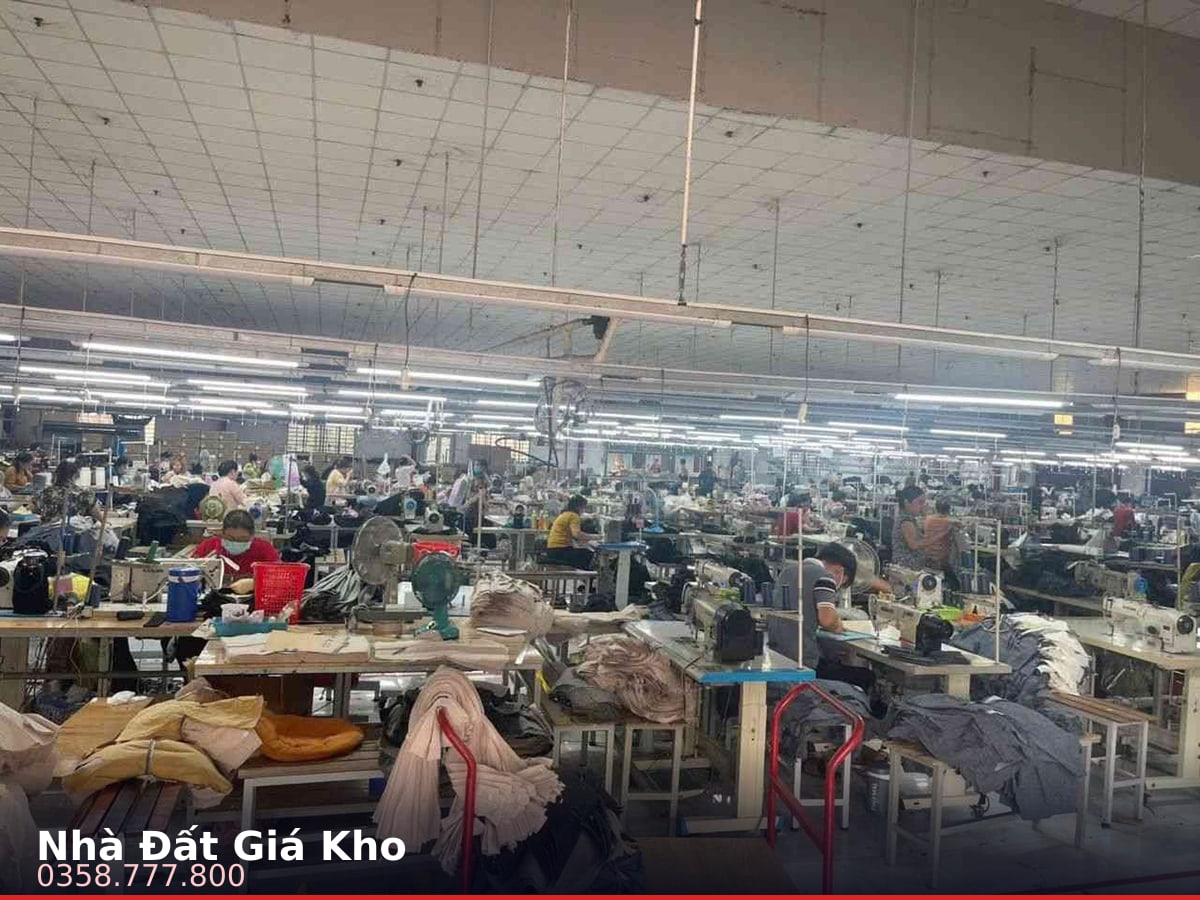 Nhà đất — Tân Xuân 3, Hóc Môn — 503.3m² · ngang 8.2m · 7 tầng — 45 tỷ