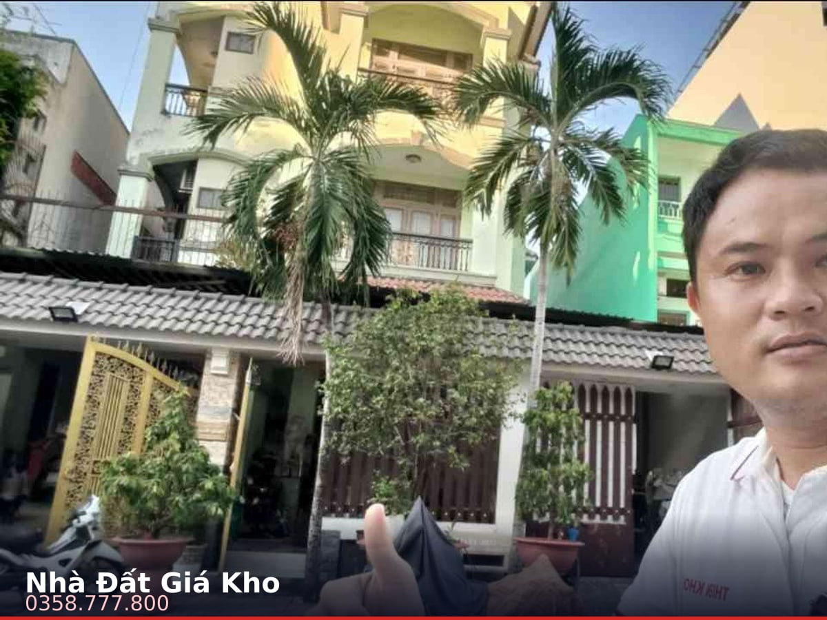 Nhà hẻm — Bùi Tư Toàn, An Lạc, Bình Tân — 256.7m² · ngang 12m · 4 tầng — 28,8 tỷ
