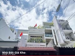 Nhà hẻm — Hoàng Diệu, Xóm Chiếu, Quận 4 — 104m² · ngang 4.2m · 3 tầng — 30 tỷ