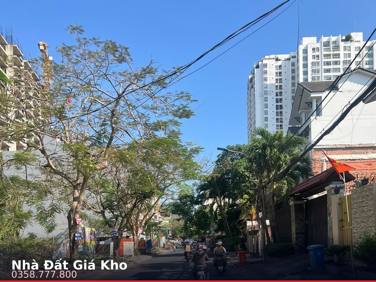 Nhà hẻm — Lê Văn Lương, Nhà Bè — 500m² · ngang 20m · 2 tầng — 46,8 tỷ