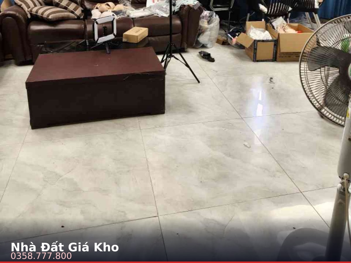 Nhà hẻm — Phùng Hưng, Chợ Lớn, Quận 5 — 98m² · ngang 7.6m · 4 tầng — 26 tỷ