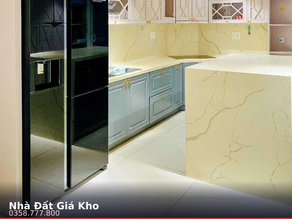 Nhà hẻm — Sư Vạn Hạnh, Hòa Hưng, Quận 10 — 82.6m² · ngang 4.8m · 6 tầng — 30 tỷ