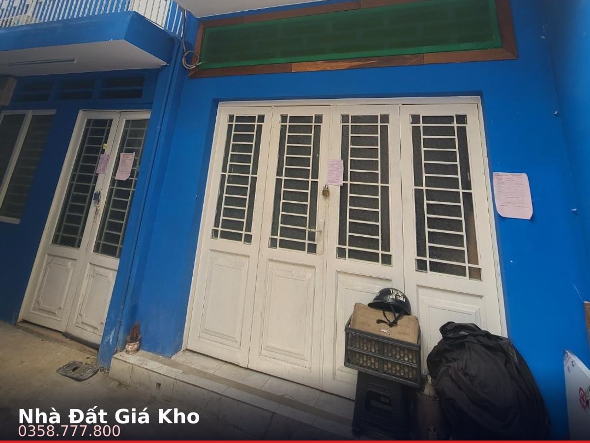Nhà hẻm — Trần Hưng Đạo, Bến Thành, Quận 1 — 110.9m² · ngang 9.9m · 2 tầng — 30 tỷ