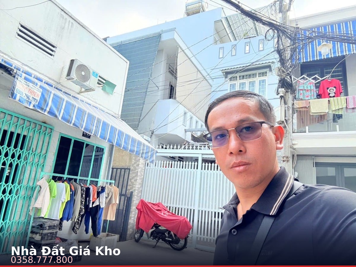 Nhà hẻm — Trần Văn Khánh, Tân Thuận, Quận 7 — 231m² · ngang 10m · 3 tầng — 25 tỷ
