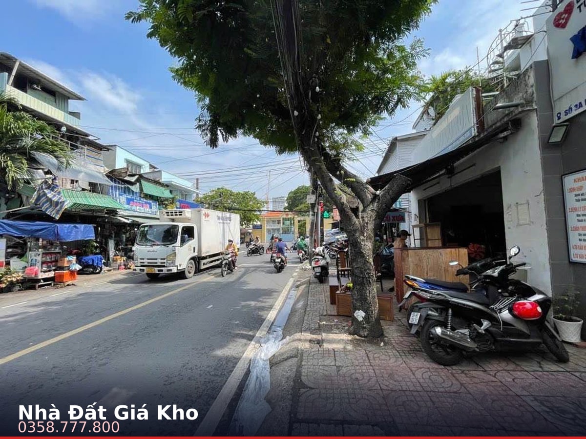 Nhà mặt tiền — Dạ Nam, Chánh Hưng, Quận 8 — 138m² · ngang 6m · 1 tầng — 30 tỷ