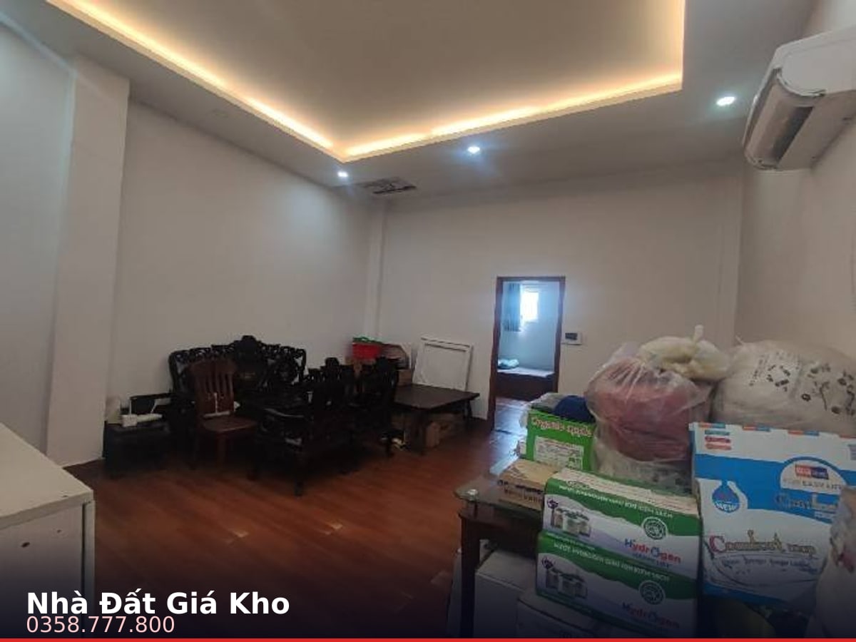 Nhà mặt tiền — Đào Trí, Phú Thuận, Quận 7 — 803m² · ngang 5m · 2 tầng — 40 tỷ