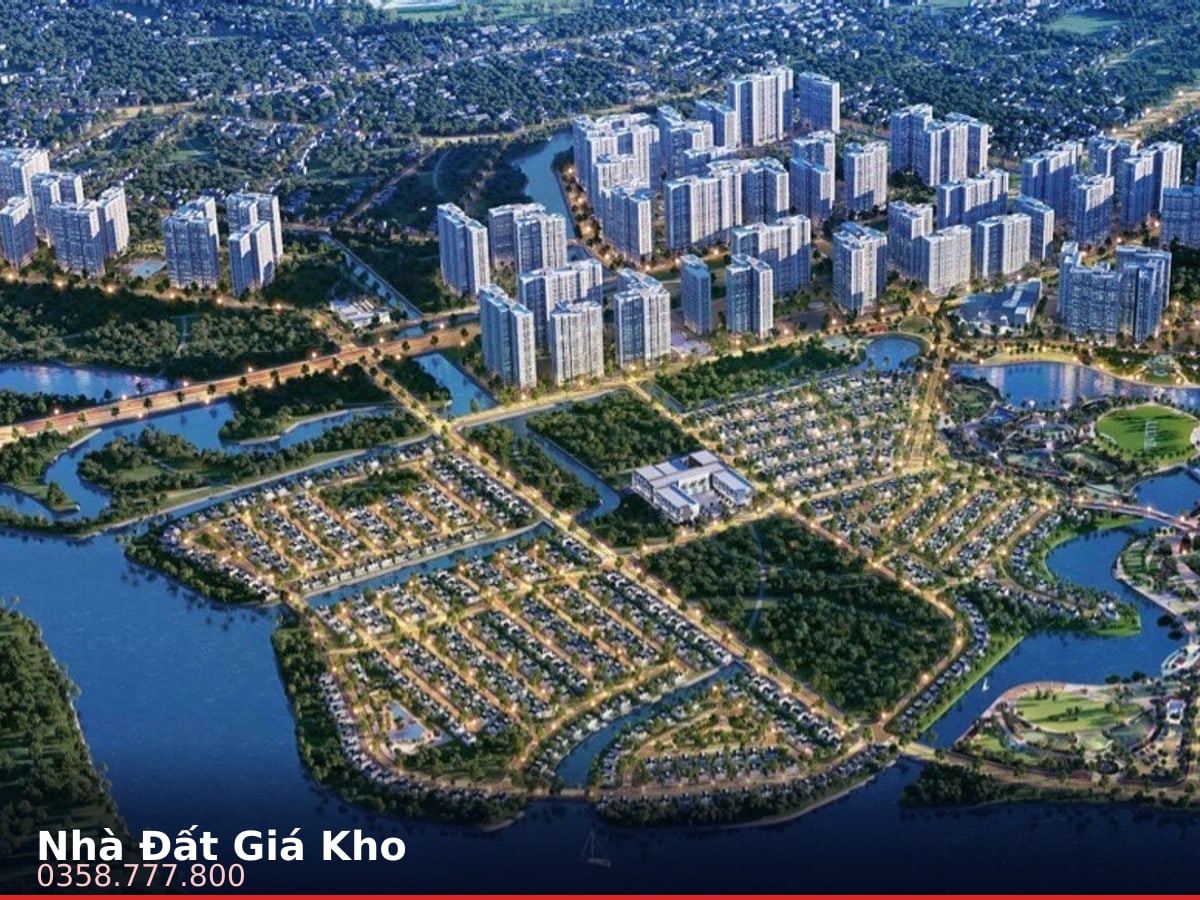 Nhà mặt tiền — Đường D2a, Long Bình, Quận 9 — 362m² · ngang 22m · 4 tầng — 115 tỷ