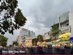 Nhà mặt tiền — Hậu Giang, Bình Tây, Quận 6 — 90m² · ngang 4.2m · 6 tầng — 35 tỷ