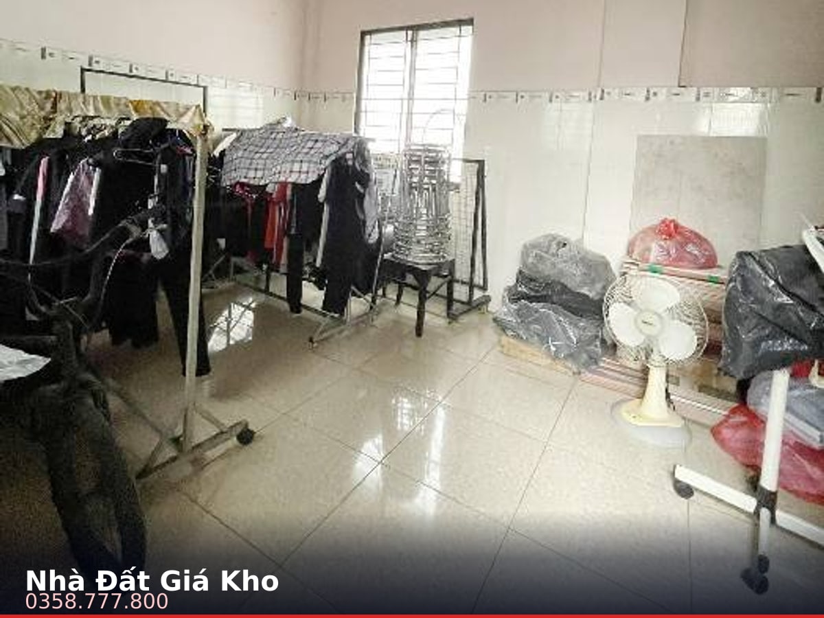 Nhà mặt tiền — Hoàng Minh Đạo, Bình Đông, Quận 8 — 97.2m² · ngang 6.5m · 3 tầng — 35 tỷ