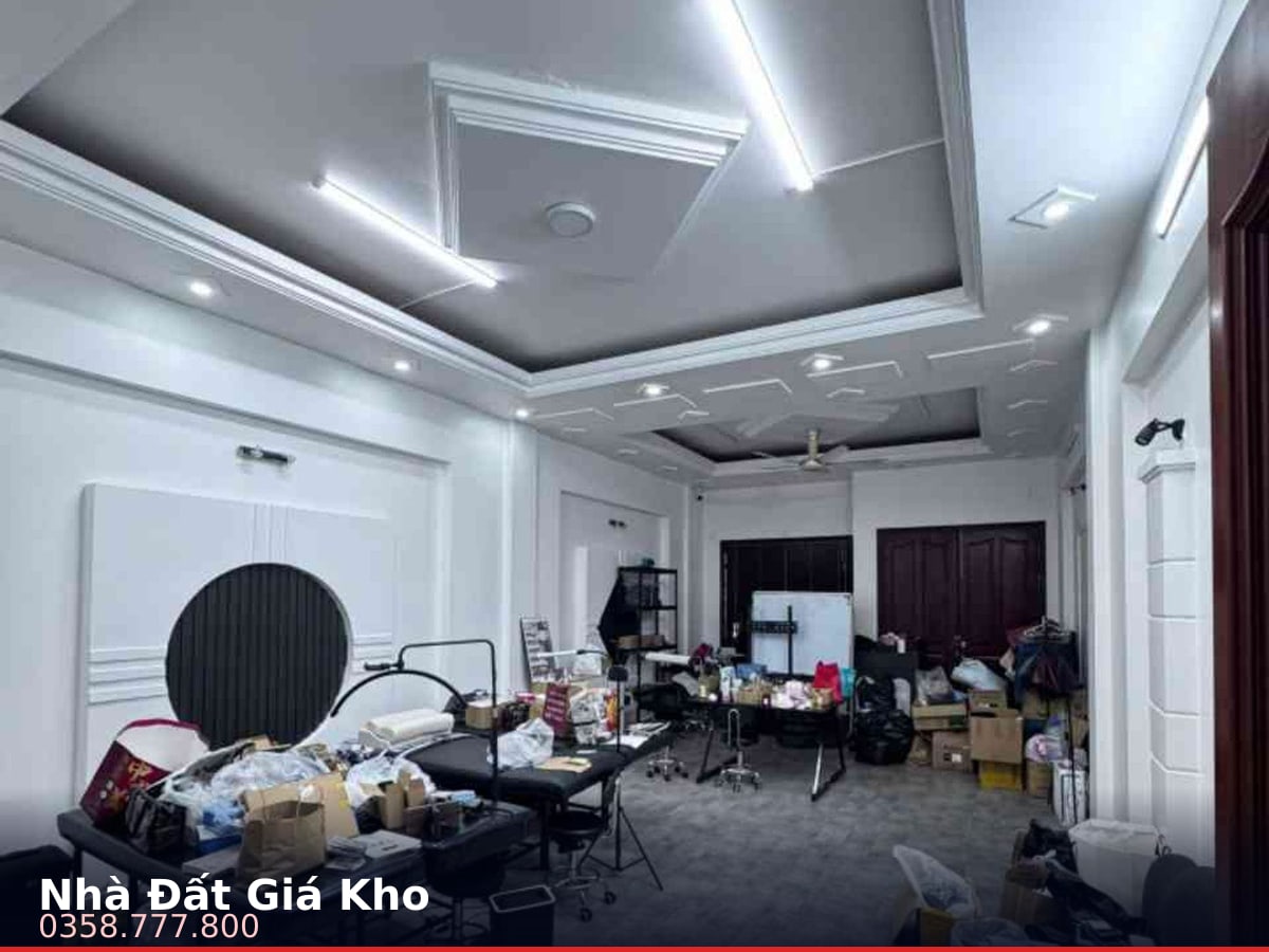 Nhà mặt tiền — Lũy Bán Bích, Tân Phú — 159m² · ngang 5m · 5 tầng — 30 tỷ