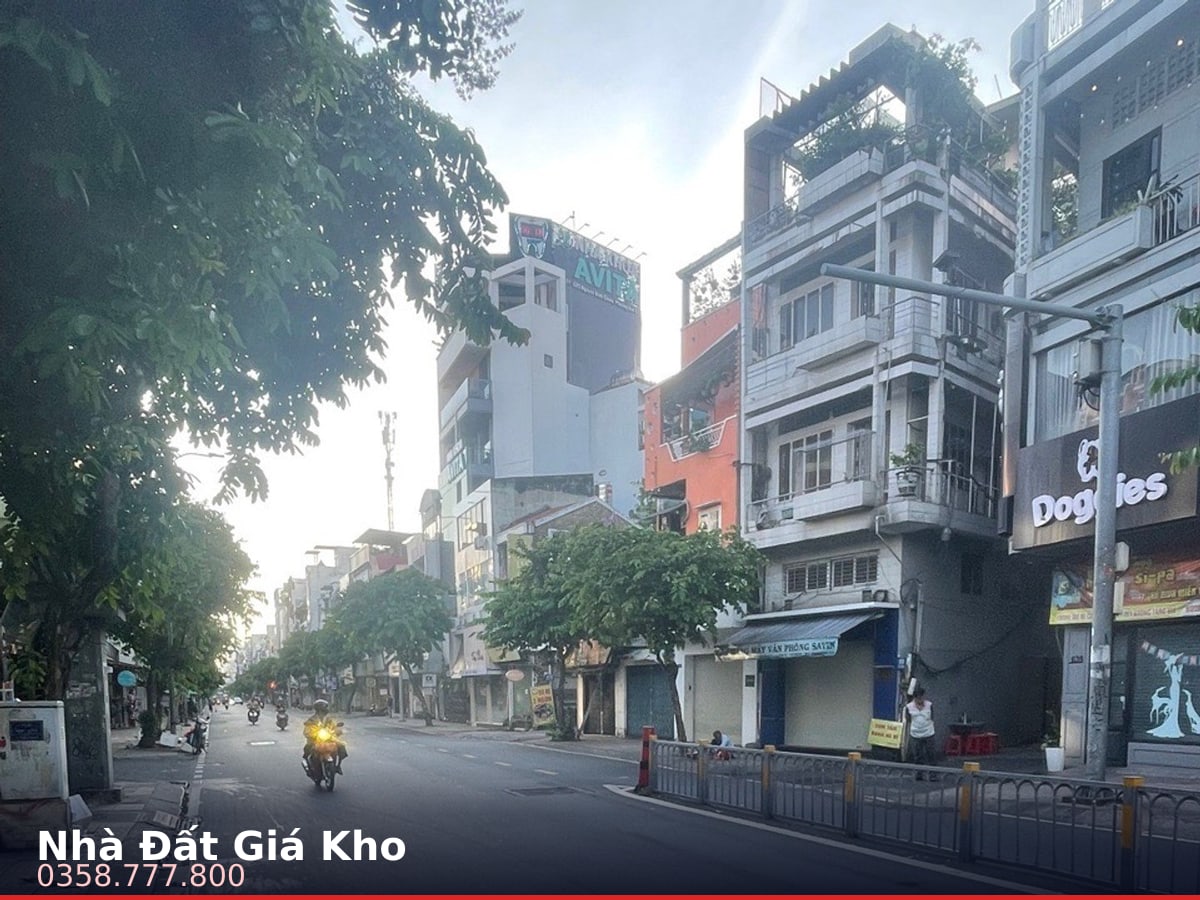 Nhà mặt tiền — Nguyễn Đình Chiểu, Bàn Cờ, Quận 3 — 130.9m² · ngang 5.6m · 4 tầng — 68 tỷ