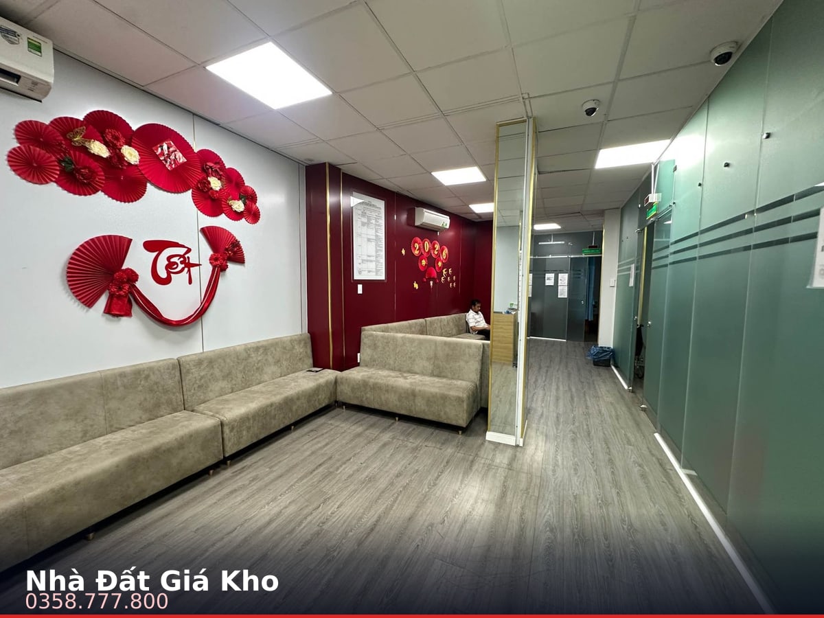 Nhà mặt tiền — Nguyễn Duy Dương, Vườn Lài, Quận 10 — 135m² · ngang 6.5m · 7 tầng — 53 tỷ