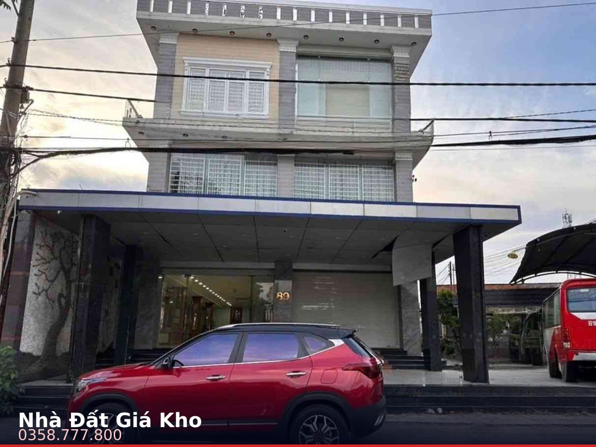 Nhà mặt tiền — Phạm Ngọc Thạch, Bình Dương, Thành phố Thủ Đức — 871.9m² · ngang 10.5m · 4 tầng — 50 tỷ