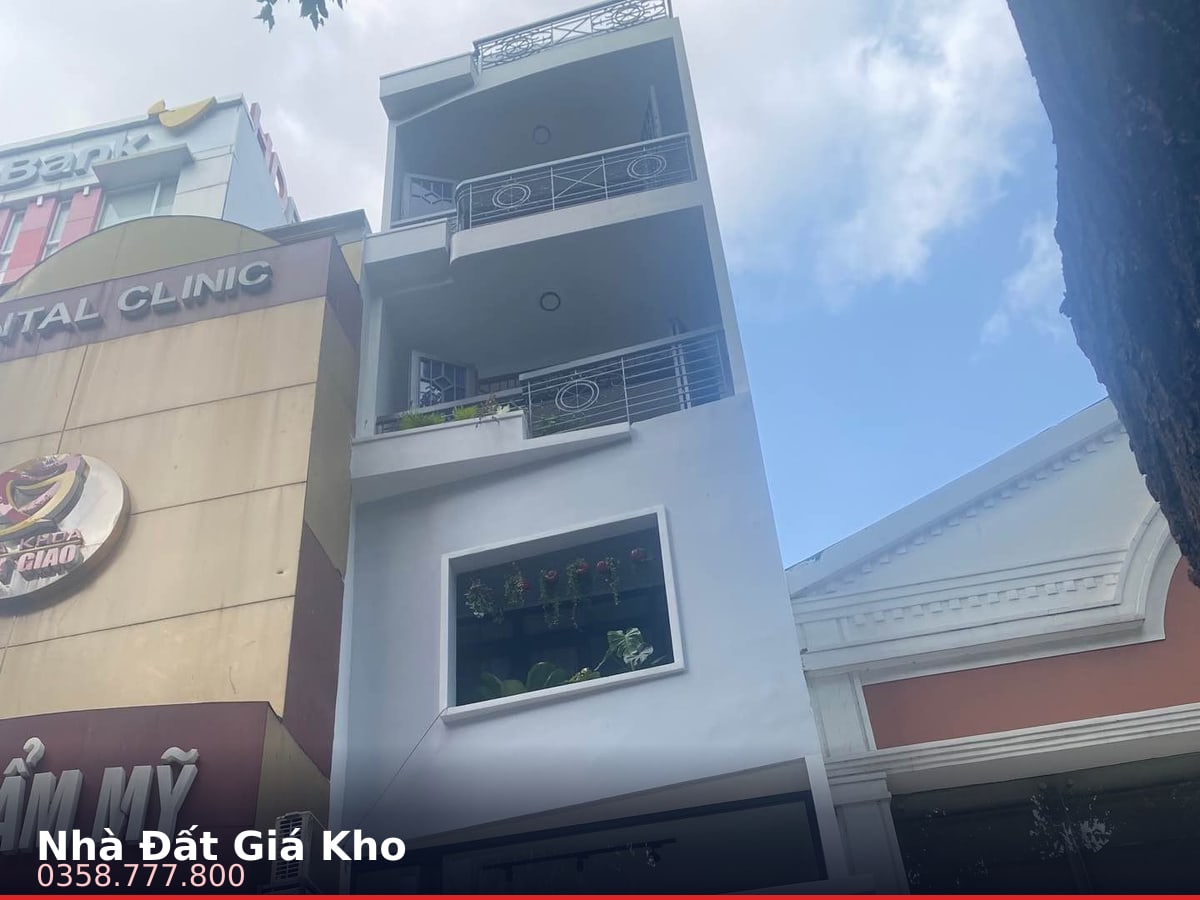 Nhà mặt tiền — Phạm Ngọc Thạch, Xuân Hòa, Quận 3 — 82.6m² · ngang 3.6m · 6 tầng — 58,5 tỷ