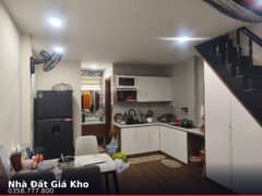 Nhà mặt tiền — (số cũ 189.3N1, 189.9) Cống Quỳnh, Cầu Ông Lãnh, Quận 1 — 271m² · ngang 7.6m · 1 tầng — 130 tỷ